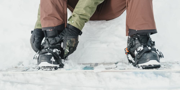 ¿Cómo elegir tus botas de snowboard? Sigue estos consejos para escoger las mejores botas de snowboard